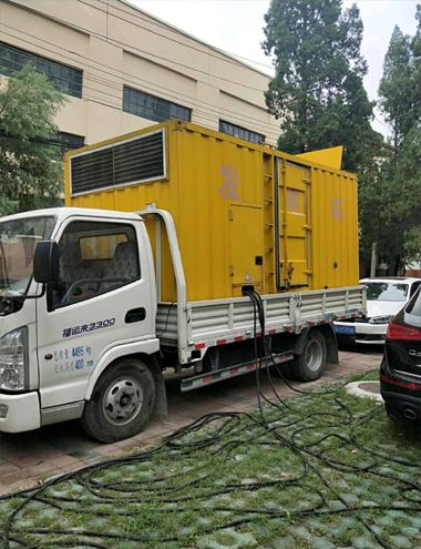 诸城发电车出租-柴油发电机组排烟系统设计要求及其考虑因素