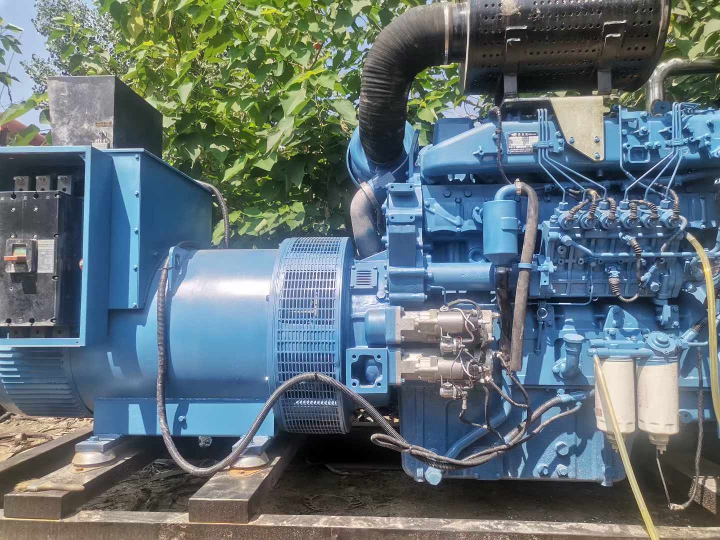 诸城详细说明降低 800kW 柴油发电机输出电流波动的方法